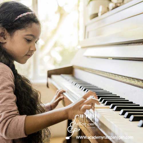 آموزش پیانو در کودکی
